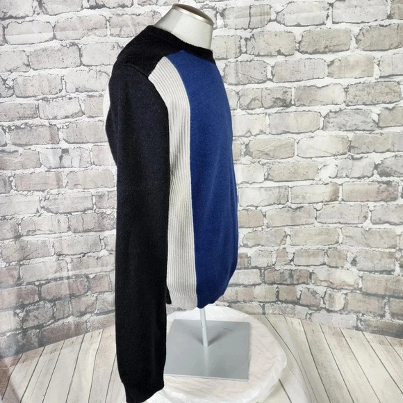 Vintage Levi's SilverTab Wool Crewneck Pullover Sweater Royal Blue Size Medium - Picture 10 of 13